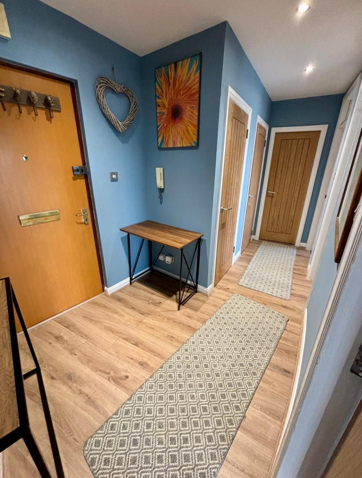 Sunshine On Leith. The River View Apartment! Edinburgh Bilik gambar